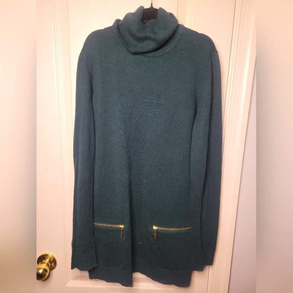 Michael Kors Teal Turtleneck Sweater with Gold Accents. Size M. - Picture 1 of 3